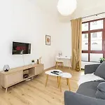 Ruhige Und Stilvolle Am Clara-zetkin-park Apartment