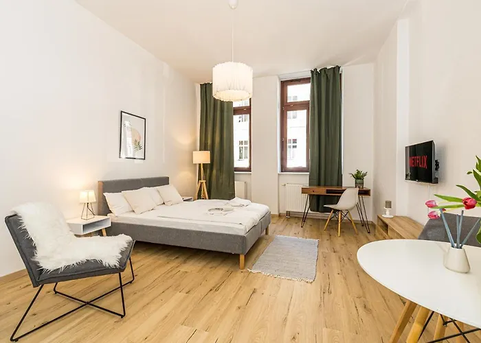 Ruhige Und Stilvolle Am Clara-zetkin-park 公寓 *