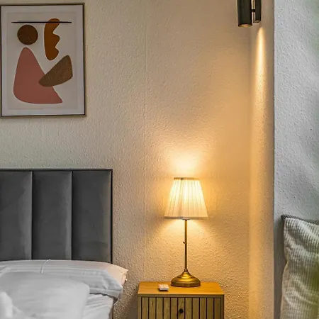 Apartamento Ruhige Und Stilvolle Am Clara-zetkin-park