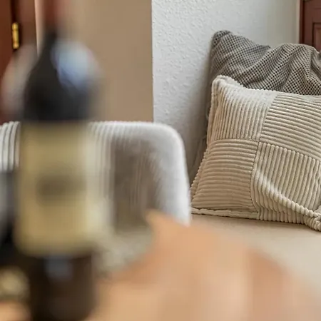 Ruhige Und Stilvolle Am Clara-zetkin-park *