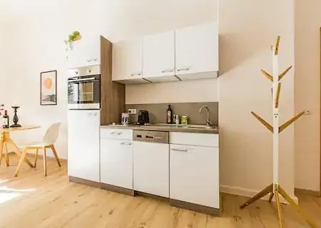 Ruhige Und Stilvolle Am Clara-zetkin-park Apartment *